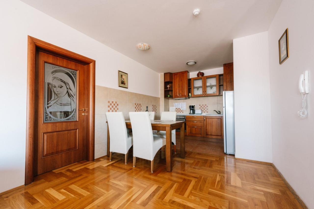 Irish House Medugorje 아파트 호텔 외부 사진